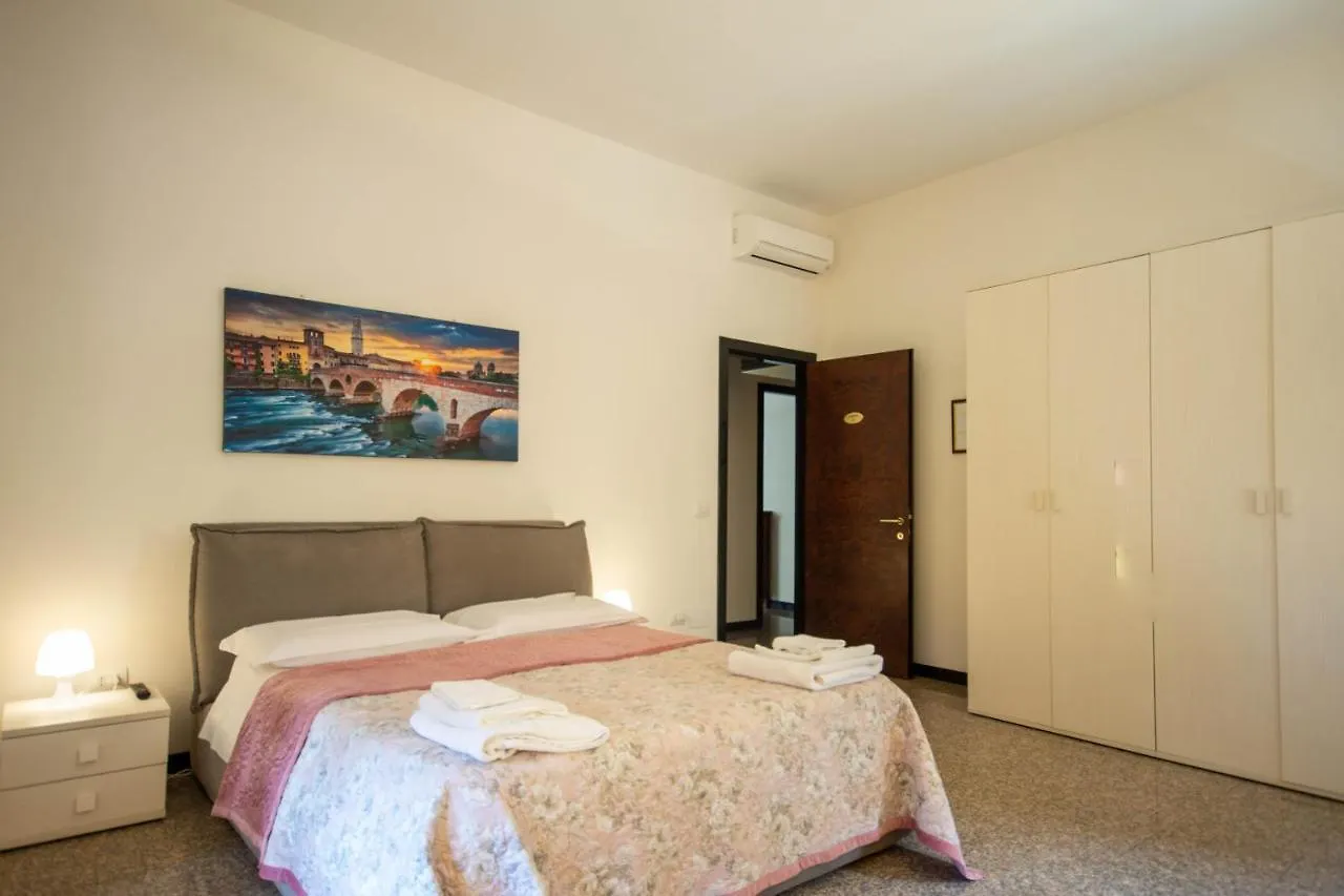 Residenza Bra Apartment ヴェローナ 0*,